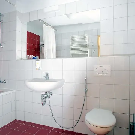 Chvalska Tvrz Prag