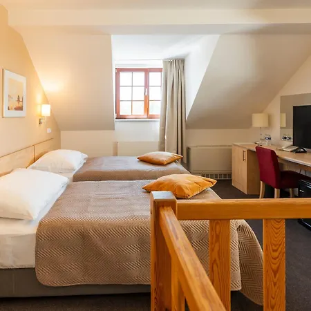 Hotel Chvalská Tvrz