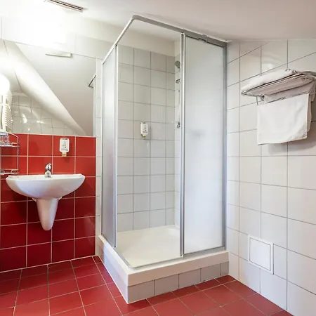 Hotel Chvalská Tvrz 3*