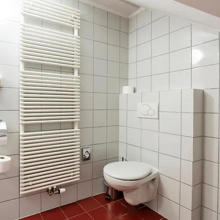 Chvalská Tvrz Hotel 3*
