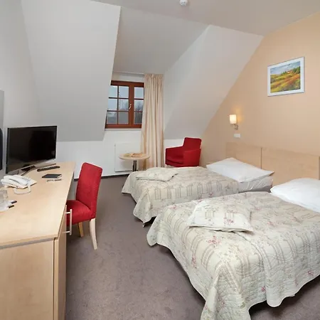 Hotel Chvalska Tvrz Prague