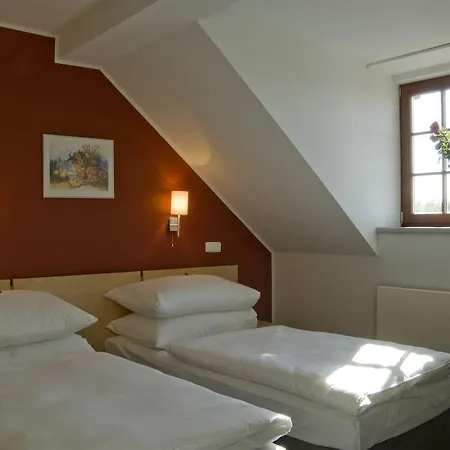 Chvalska Tvrz Hotel