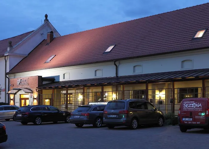 Hotel Chvalská Tvrz Praga