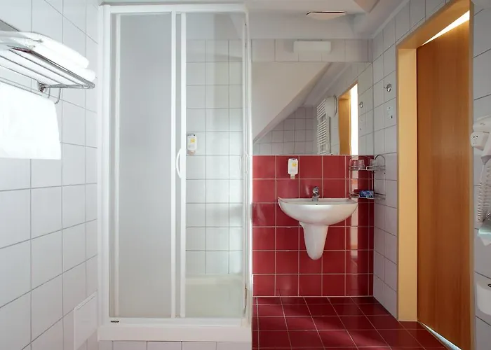 Chvalská Tvrz Praga