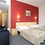 Hotel Chvalska Tvrz