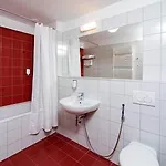 Chvalska Tvrz Hotel
