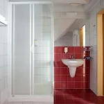 Chvalska Tvrz Praag